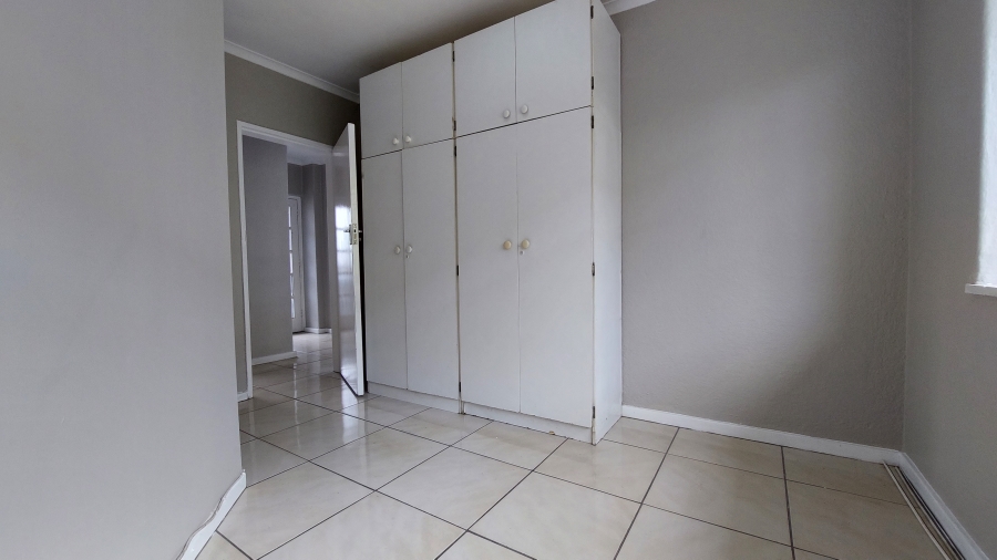 To Let 3 Bedroom Property for Rent in Mowbray Western Cape
